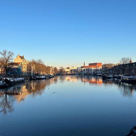 Skinny Bridge Houseboat Amstel View Amsterdam Exteriér fotografie